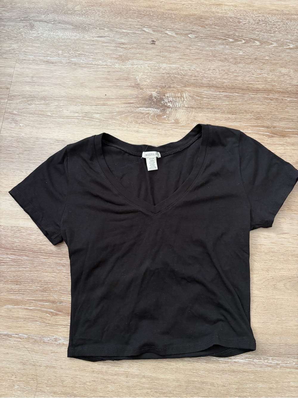 Black V-Neck Cropped Tee